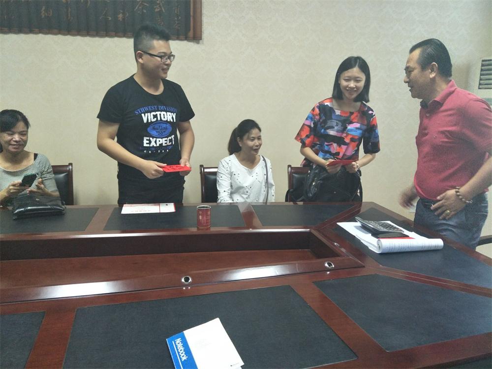 福建易順建筑工程有限公司2017年第一屆：“金秋助學，學子圓夢，誠信你我，感恩社會”