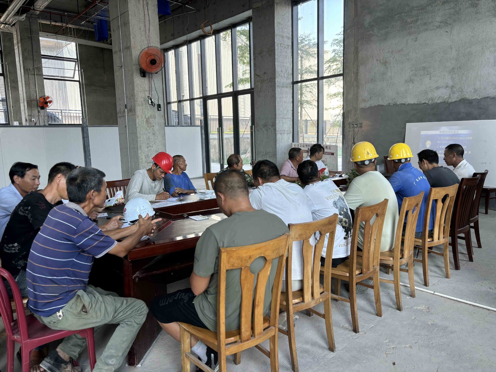 強化工傷預防培訓，織密安全防護網(wǎng)